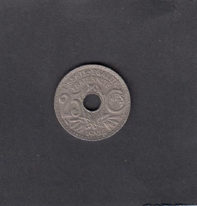 Beschrijving: 25 Centimes HOLE